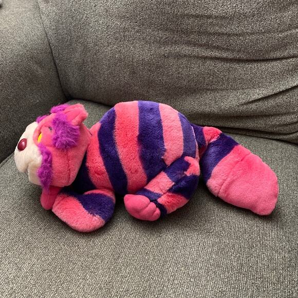 Walt Disney World Cheshire Cat Alice In Wonderland Disneyland 17" Pink Plush Cat - Picture 4 of 10